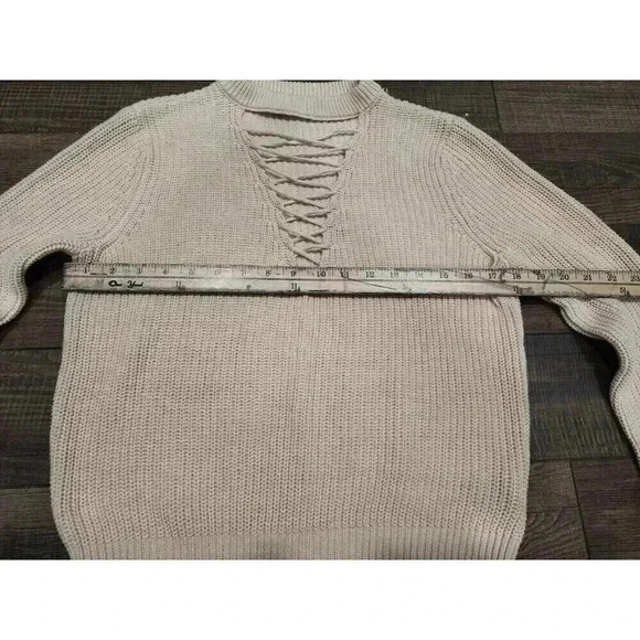 Sophie Rue Women’s Laceup Front Cable Knit Sweater, Size XS cream Off White - Picture 7 of 8